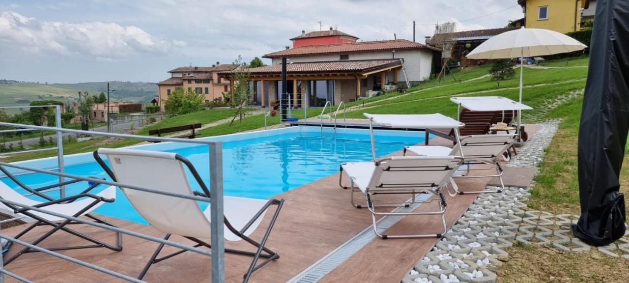 Casa Vacanza Con Piscina,Area Giochi Bambini. Santa Maria della Versa Екстериор снимка